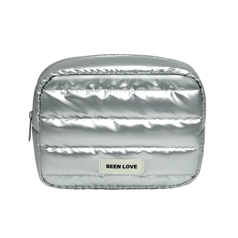 Trousse de maquillage matelassée – Argent & Noir